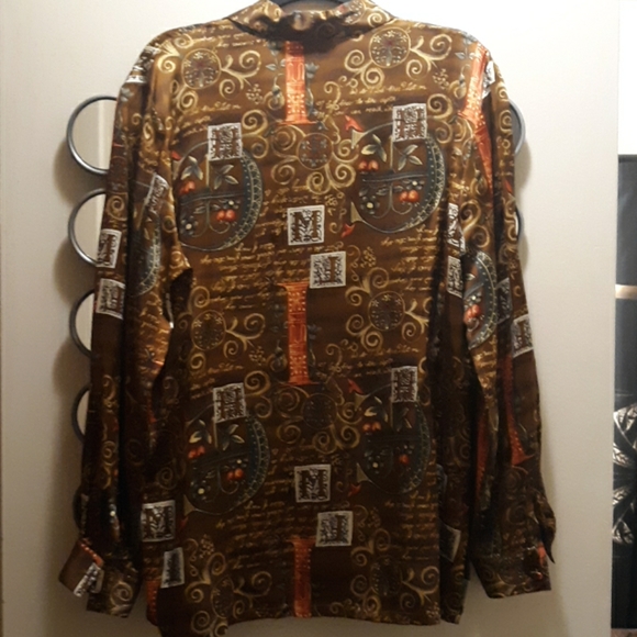 🌺TESS SILK Blouse - Picture 2 of 2